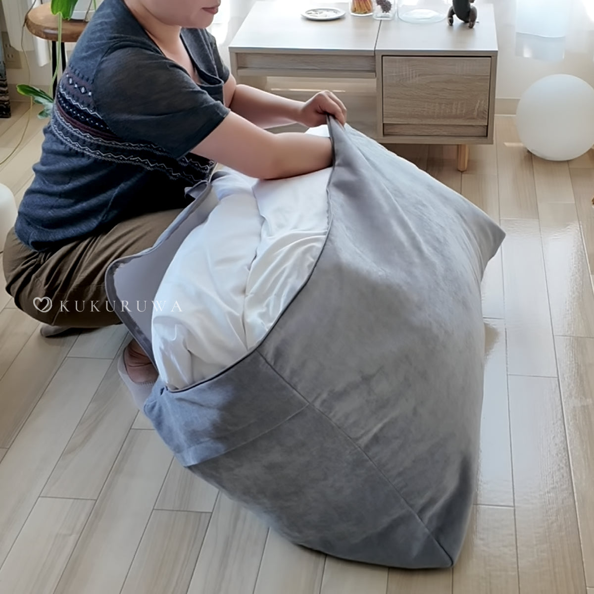 収納袋三角KKW503 掛布団 枕 すっきり収納